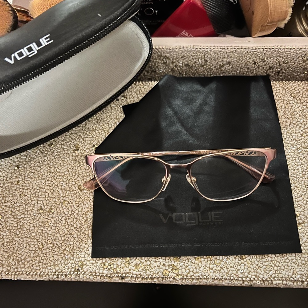 Vogue eyeglasses frames
